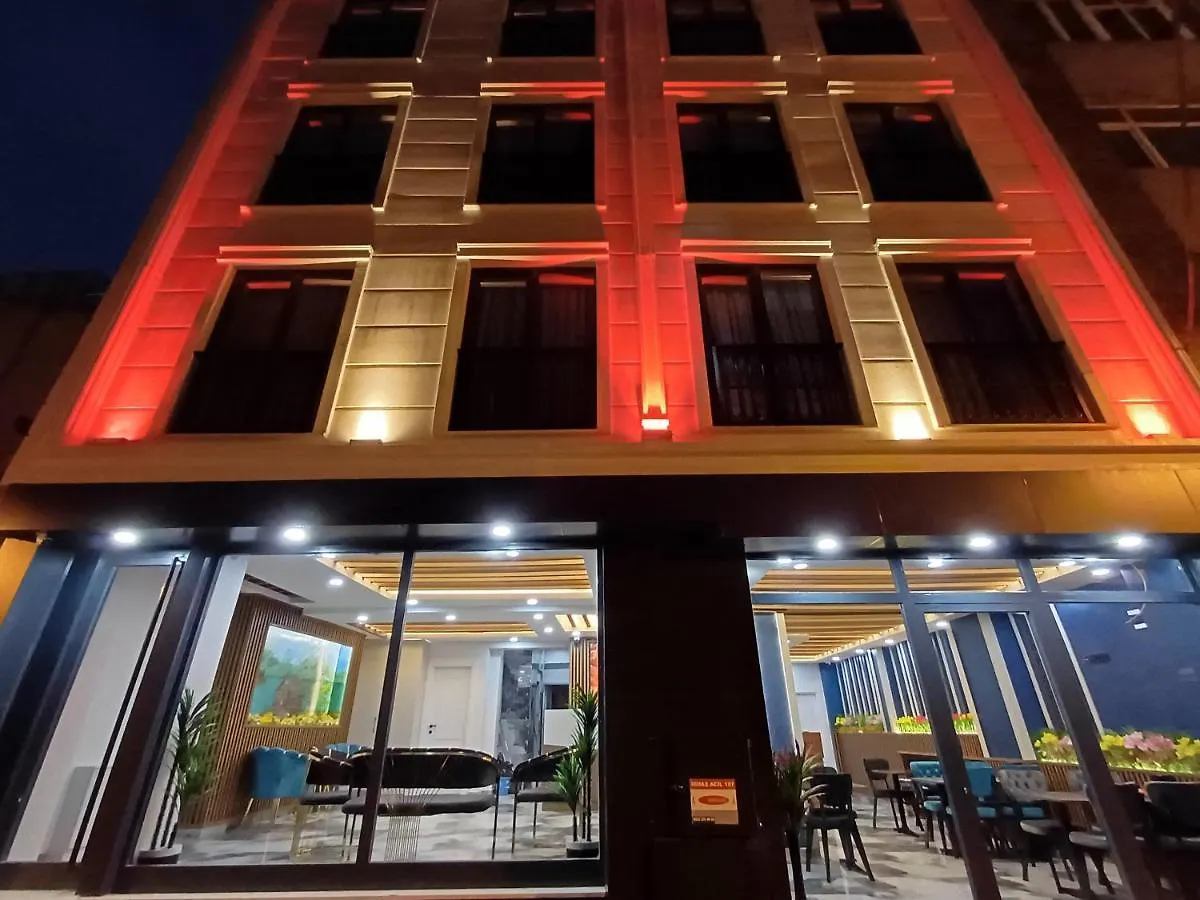 White Palace Halic Istanbul Turcia